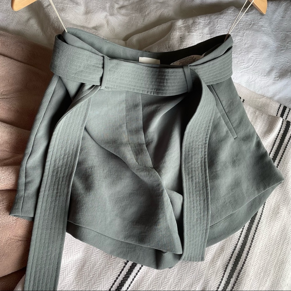 Wilfred Jallade Tie Front Shorts in Sagesse